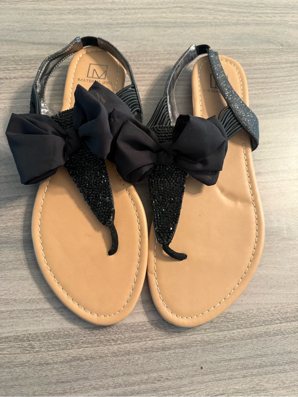 Material Girl Black Bow Thong Sandals with Tan Footbed